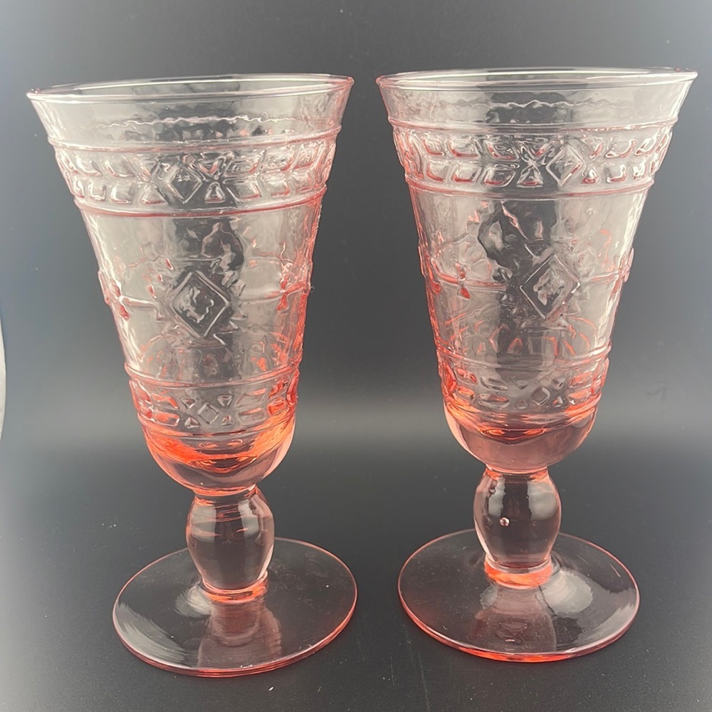 Mikasa Studio Nova Adirondack Southwestern Pink Wine Glass Goblet Lot of 2